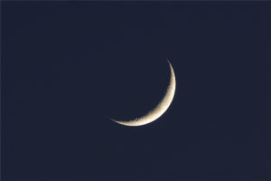 Sickle moon, crescent moon, detail (stacking) Sickle moon, crescent moon, detail (stacking)